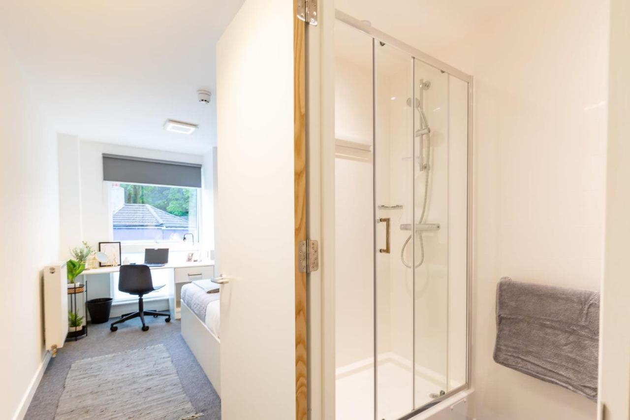 Ensuite Bedrooms With Shared Kitchen At Hollingbury House In Brighton Exteriör bild